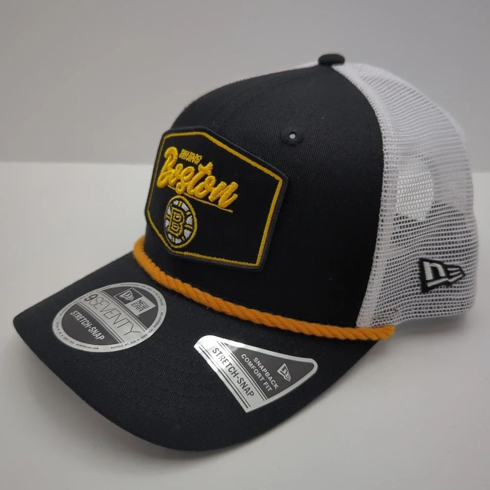 New Era 9SEVENTY Boston Bruins Hat Mens Black White Stretch Snap Trucker Cap NHL